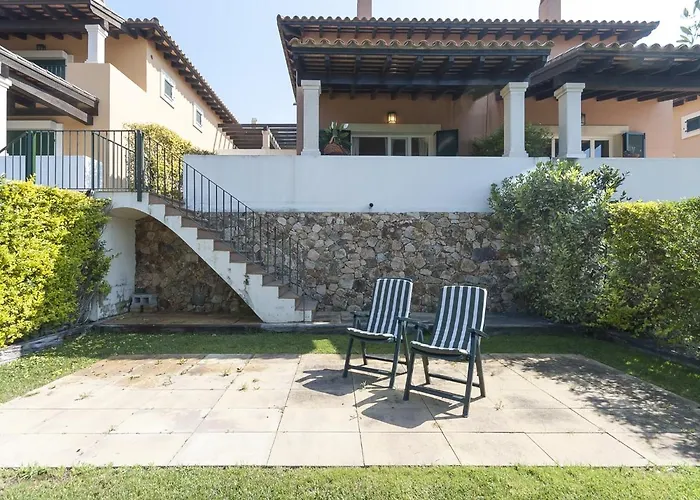 Апартаменты Lets Holidays Luxury House In Cala Llevado 3